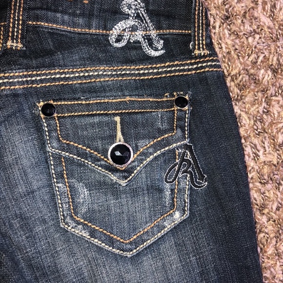 Antique Rivet jeans. Size 24. - Picture 9 of 9